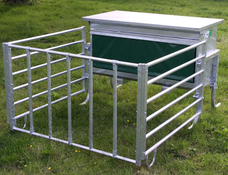 Calf Feeder 3